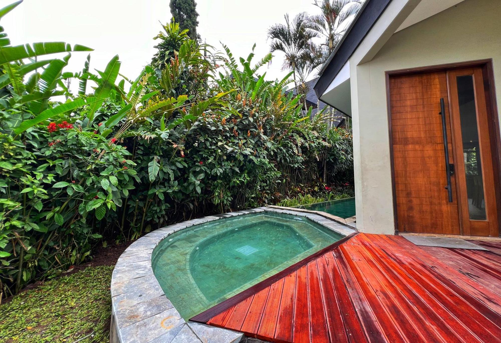 Villa 4-Br Klub Bunga No 8 Batu Malang Exterior foto